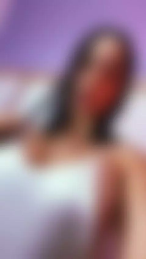 Ready to enjoy my big tits? 🏋🏾‍♀️😘🫦 by innocentladyy