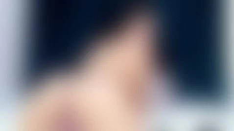 online!!!! Come to my broadcast at 5pm Colombia time, a grea... by mady-jamess1