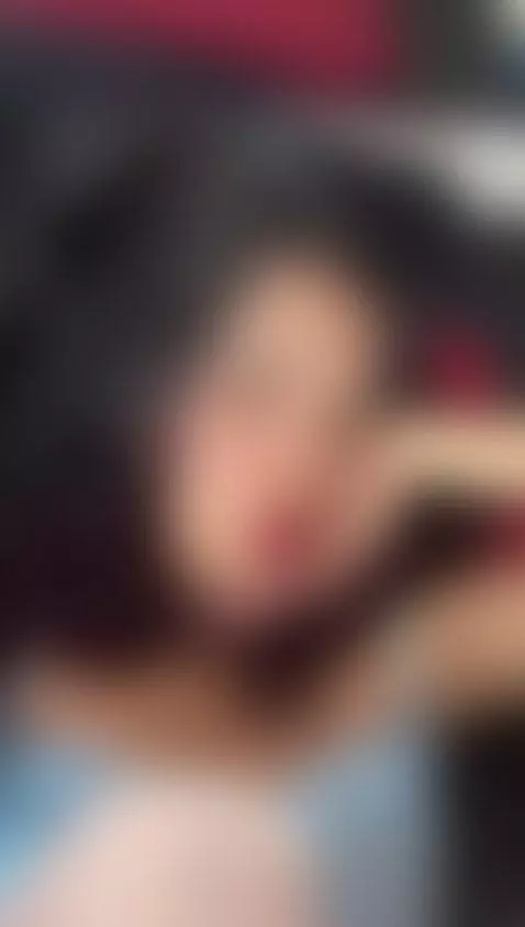 Today’s subject: pleasure & moans 😈 by salomepaez1