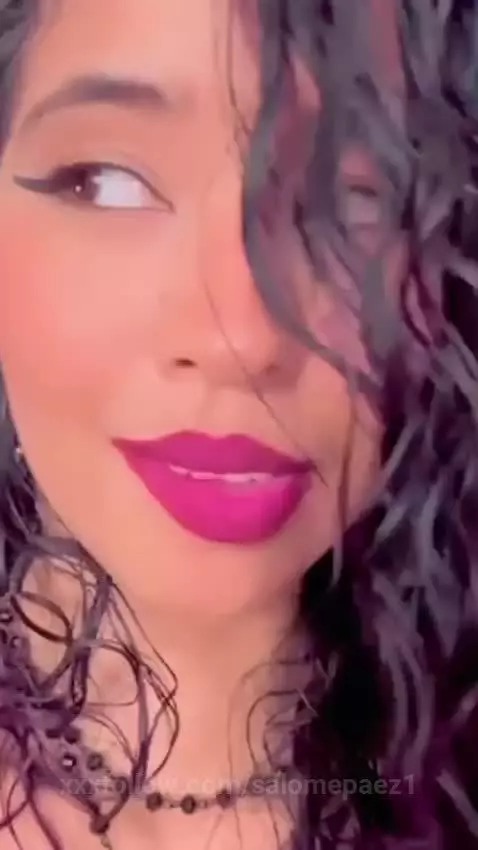 Come closer… my body wants to be your problem now. by salomepaez1