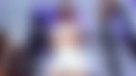 Until more close... you will make crazzy! by salomepaez1