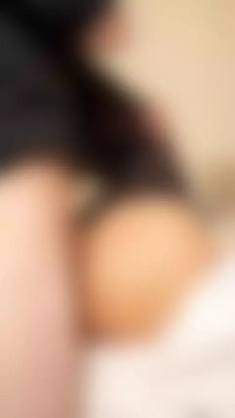 Hot missionary office slut fuck on the bed by panteranika