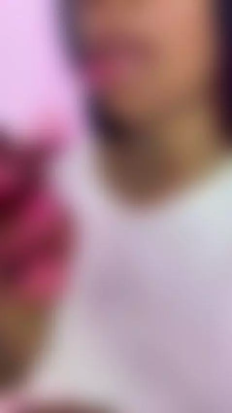 check under 😮‍💨🤤🤤 by katiemanson