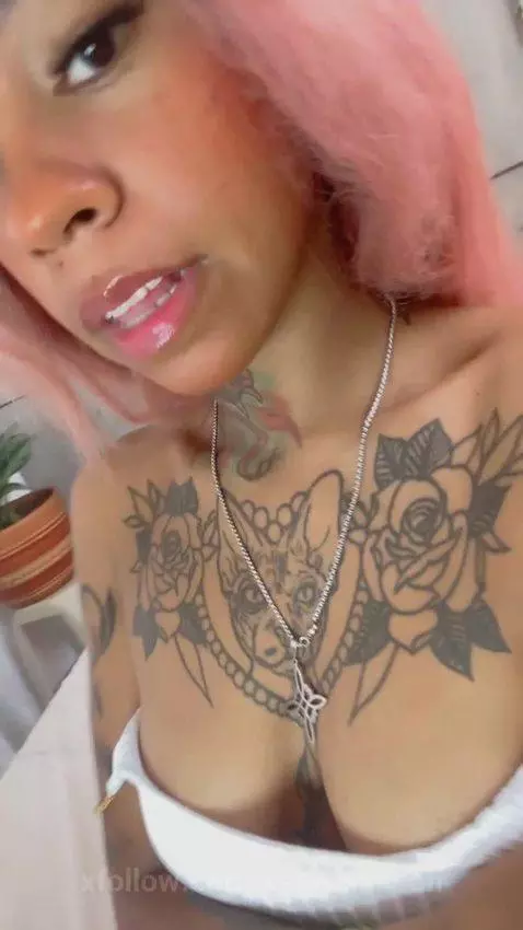 Kinky pinky by katiemanson