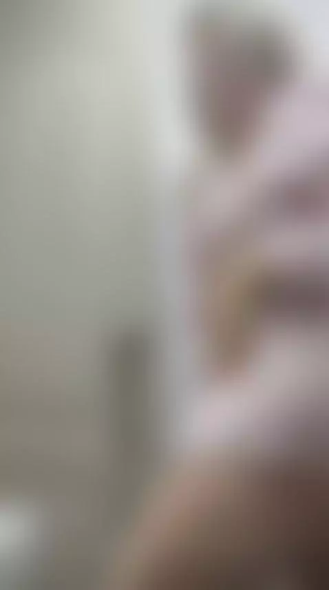 https://stripchat.com/mahia_montenegro/follow-me fine me her... by kumba3