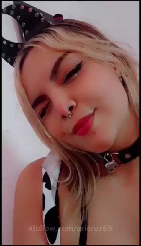 my tender face can surprise by aricruz69