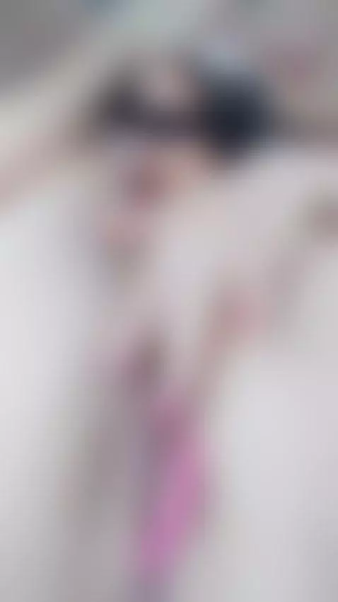 Mmmm my pussy needs air! https://www.camsoda.com/liz-holmes by liz-holmes