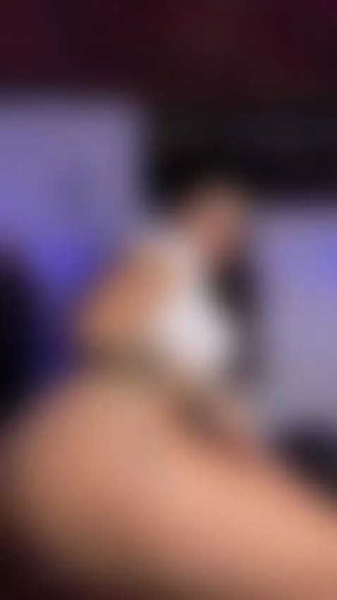 Quieres una como yo?? 😏🔥 by alana-sweet14