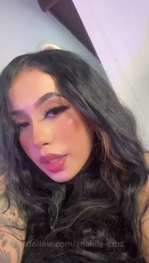 come enjoy this beautiful day with me https://www.camsoda.co... by anahile-cruz
