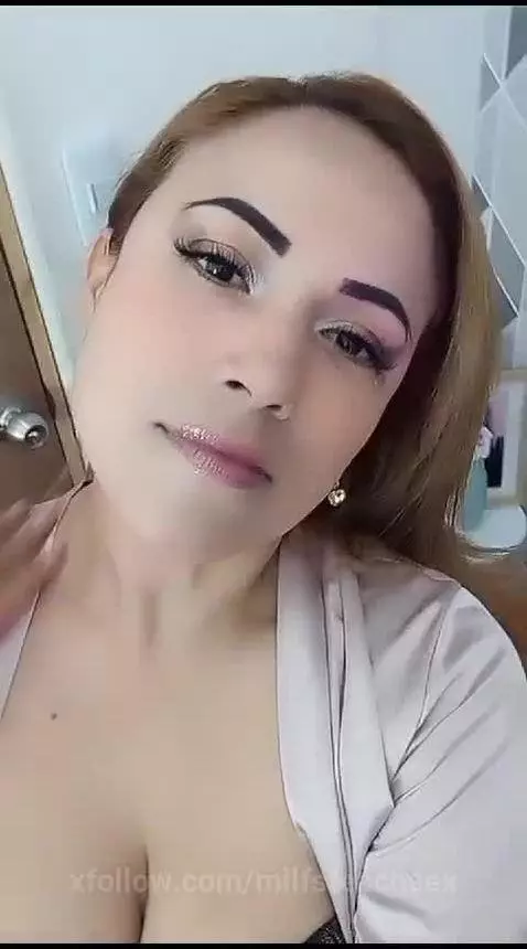 Honey my body wants fun  🍒😈💋 by milfsteachsex