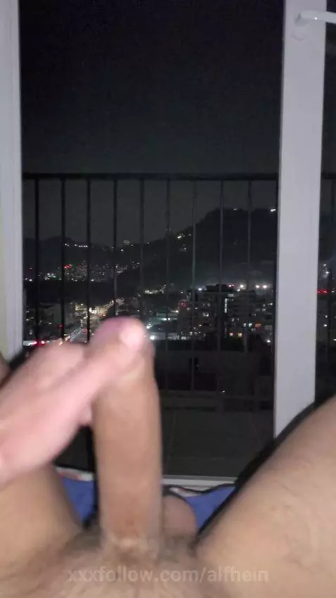 In my windows 🫦 by alfhein