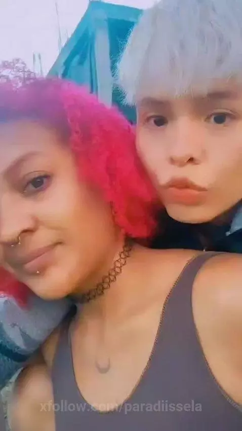 We want to eat each other with kisses... by paradiissela