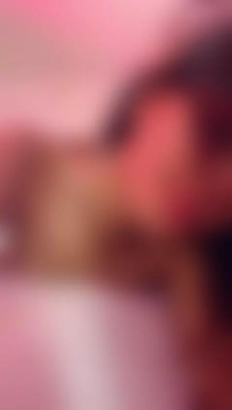 Lets get chill on my bed, Ill be waiting for u 💋 by hornysweetebony