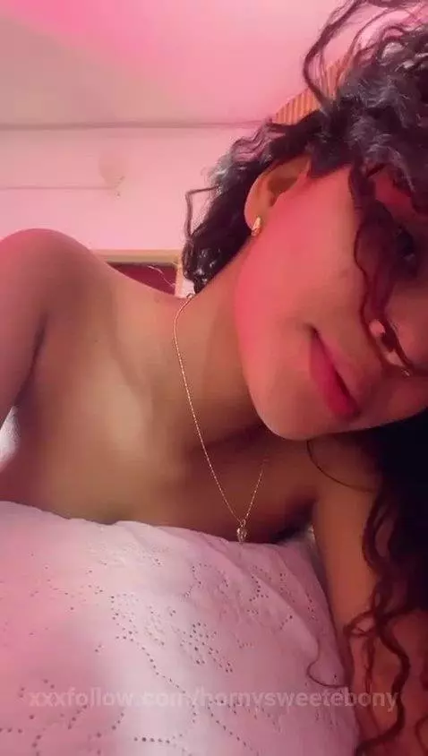 Lets get chill on my bed, Ill be waiting for u 💋 by hornysweetebony