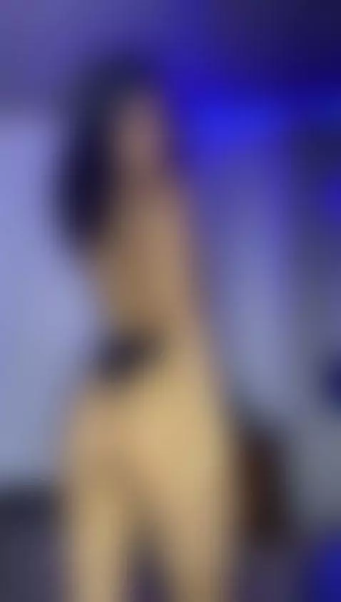 Come here and use my holes to please your hard dick🍆😈 by hornysweetebony