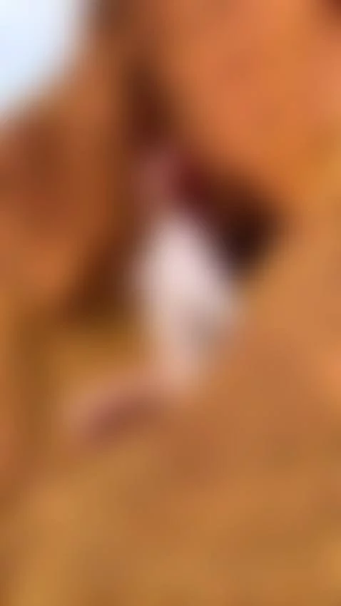 outside by delettraa