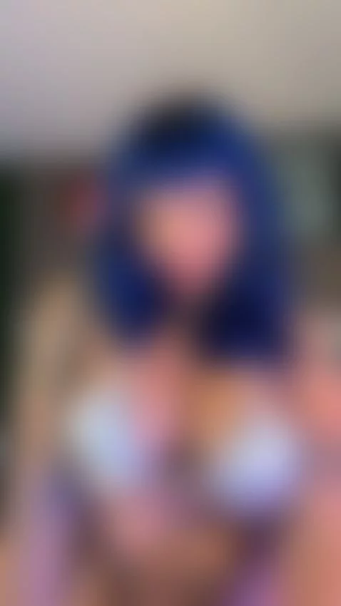 Follow on my page camsoda🥵 by delettraa