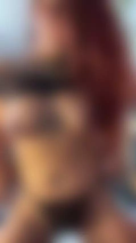 moving like this on top of you?? 😏 by evahadid