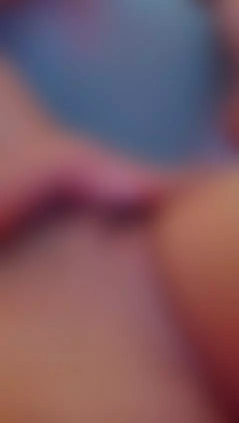 Do you like the color of my nails? 😜 by evahadid