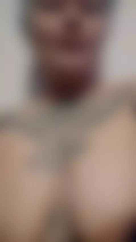 come and suck them pls!! 😈😮‍💨😏🔥 by evahadid