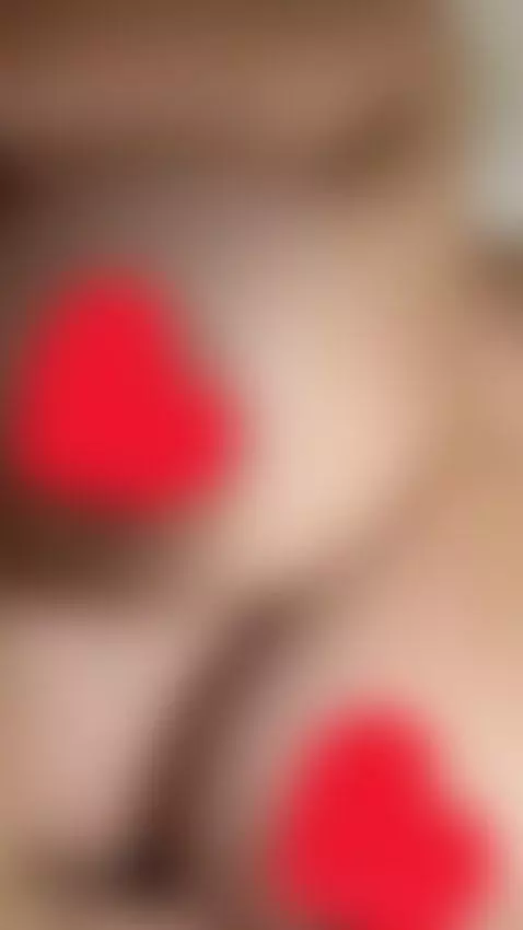 Tetas ardientes y jugosas, las quieres?😈😈😈😈 by scarlettdaviis