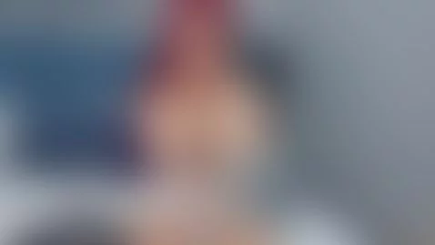 Do you like how sexy I look? by alice-palmerr