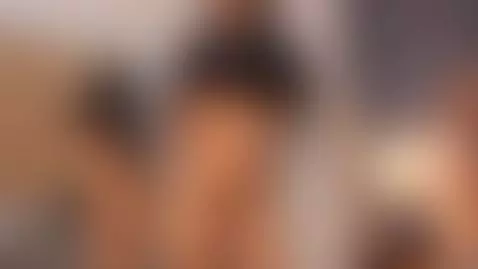 Leave My Legs Trembling 😈 by roxanneshelby