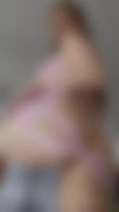 It jiggles😋 by selenna100