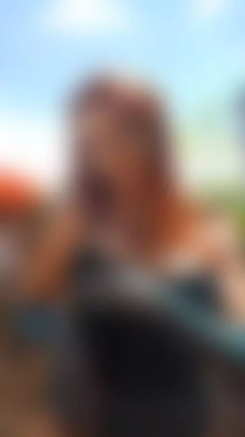 Poison Ivy wants you at her balcoy 💀🥀🍃 by sam-cekot