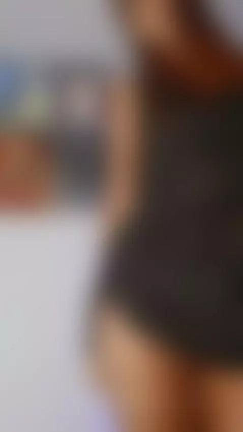 Would you like to know what's under my dress? by sam-cekot