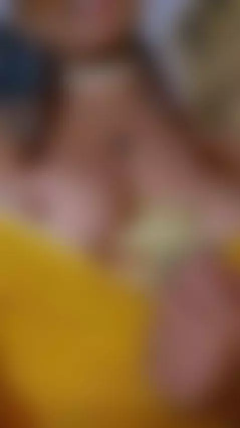 Wanna decorate my Xmass tree? 🌲 by sam-cekot