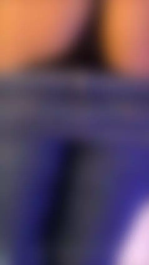 Off my jeans 🍑🔥 by sam-cekot