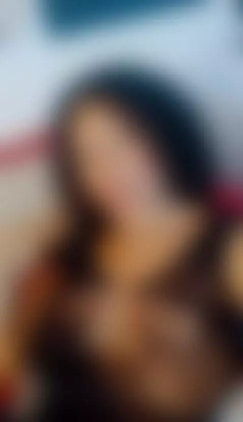 look at me, I'm beautiful by samara-ks