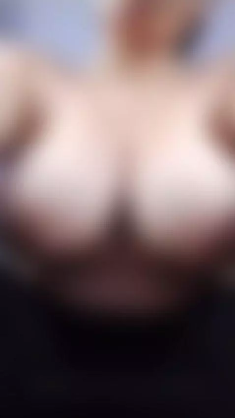 🥥🥥big boobs online now 🥵 by alexa-palacio