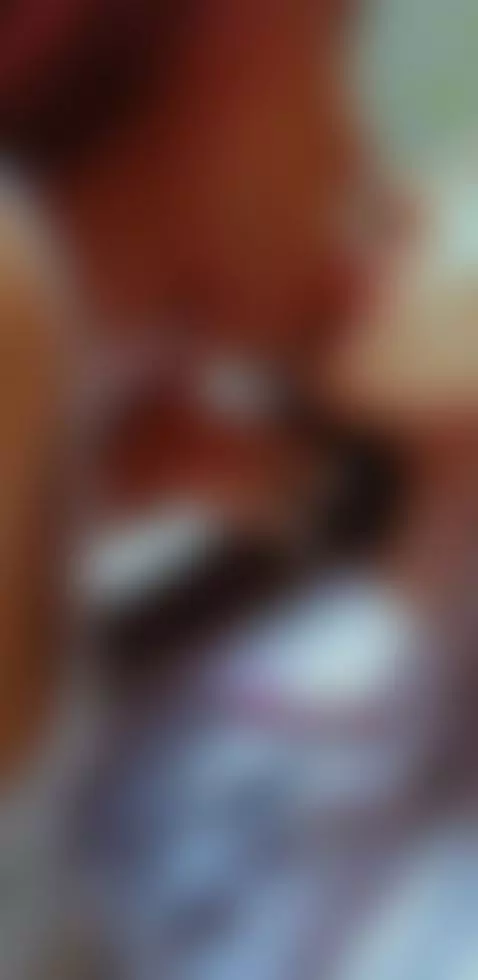 Two moans, one bed... and a lot of desire to break the rules... by annyluna