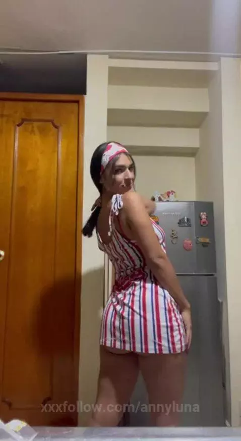 I want you to get lost in every part of me, slowly… 🔥💋 by annyluna