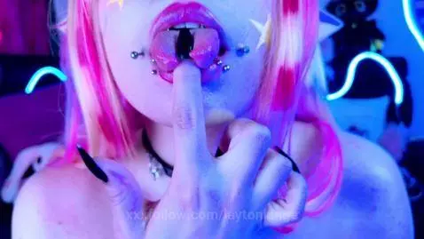 Become my offering, I just want to devour you little by litt... by laytonlange