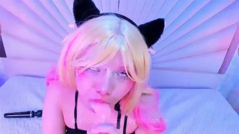 My mouth wants to be filled with your milk by laytonlange