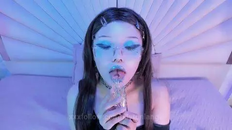 I want you to feel the humidity of my tongue and how willing... by laytonlange