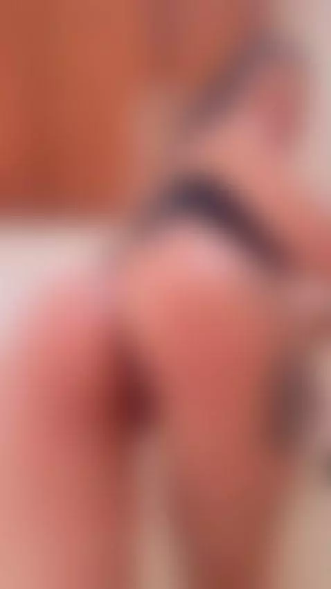 me puse caliente en la ducha 🚿 🙈💧💧💧 by yulifox