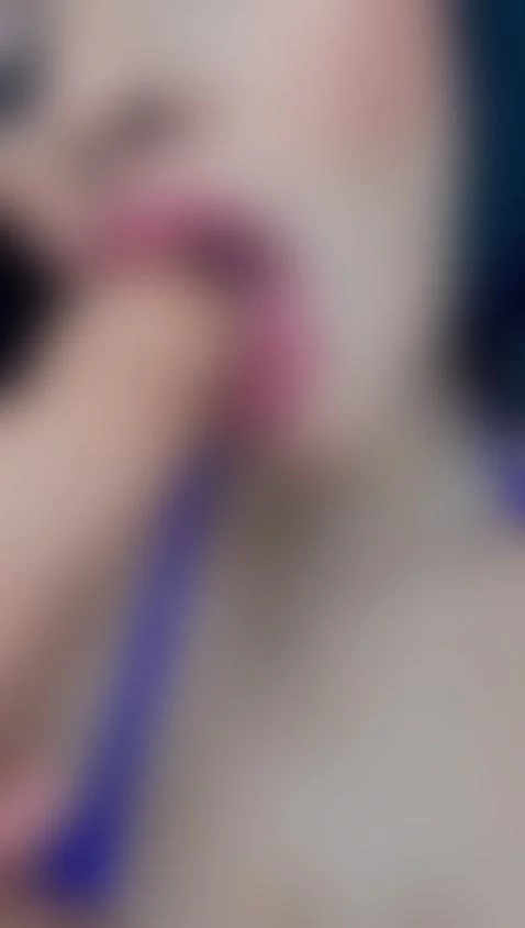 I wanna suck big cock by nicollesanchez1