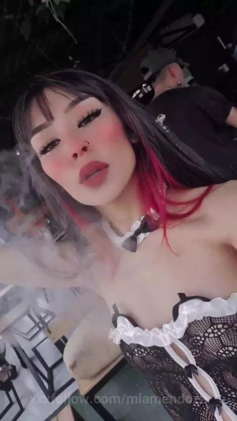 little things are coming by miamendoza