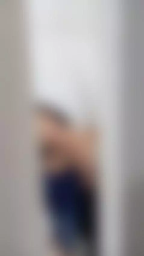 spying on momy while she undresses by rousebell