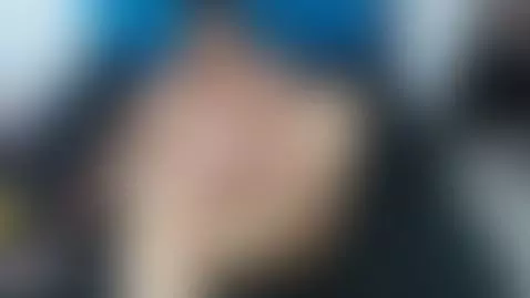 mi cuerpo lleno de aceite by rousebell