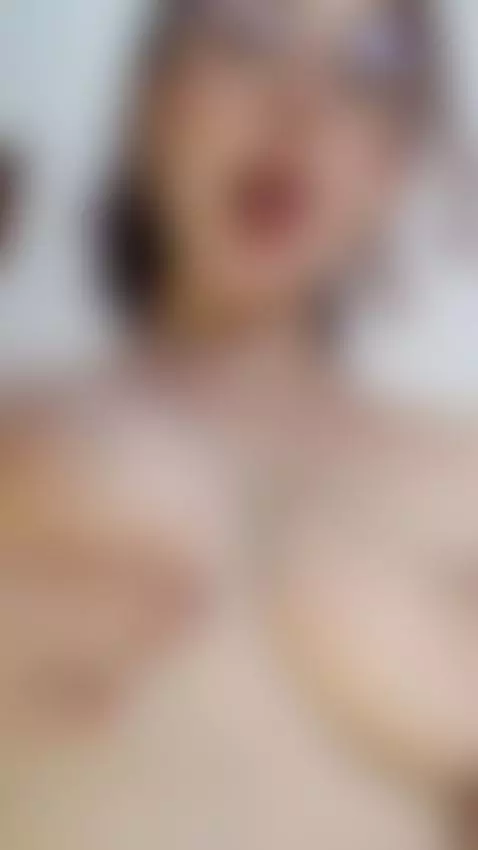 I'm online ready for you🫦 by emilywatsonn