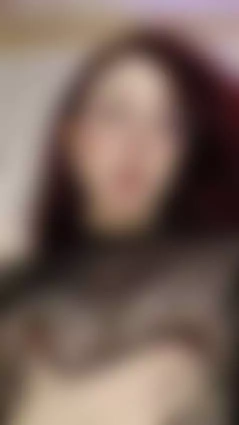 I really want you to squeeze my tits🫦 by emilywatsonn