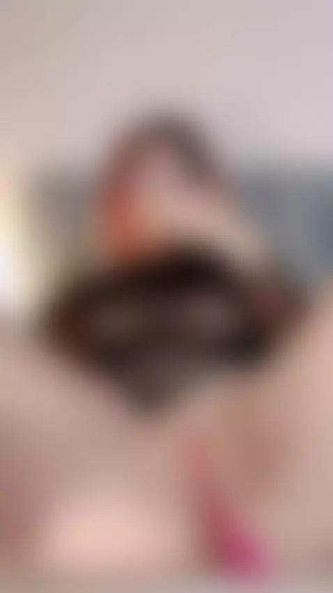 my pussy is so hot 🔥🔥🔥 by emilywatsonn