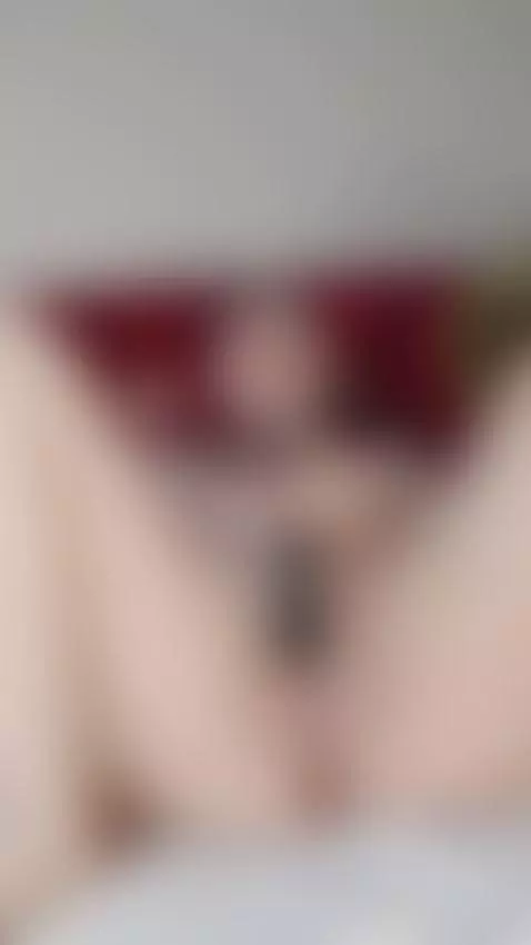 my wet pussy for you to enjoy🫦 by emilywatsonn