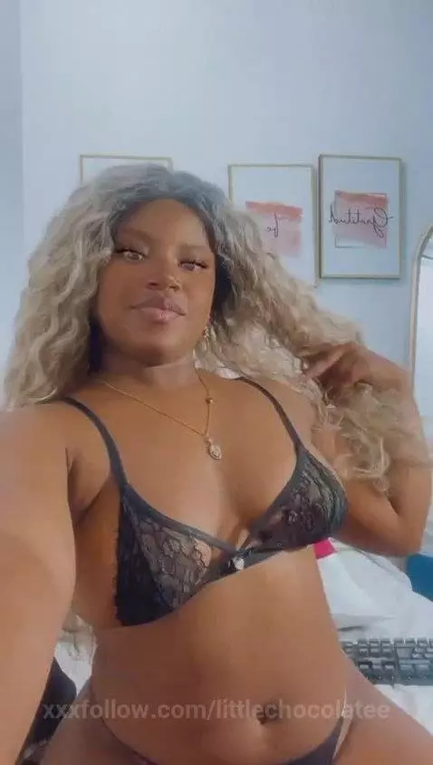 taste me ❤ by littlechocolatee