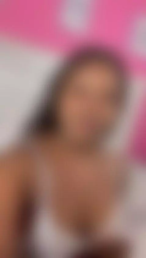 What part of my body will you kiss first? ❤ by littlechocolatee